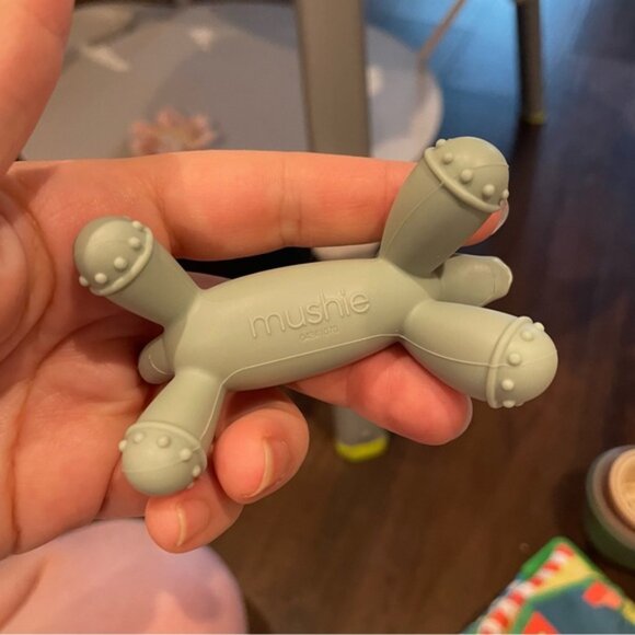 Toy Assortment - Picture 5 of 6